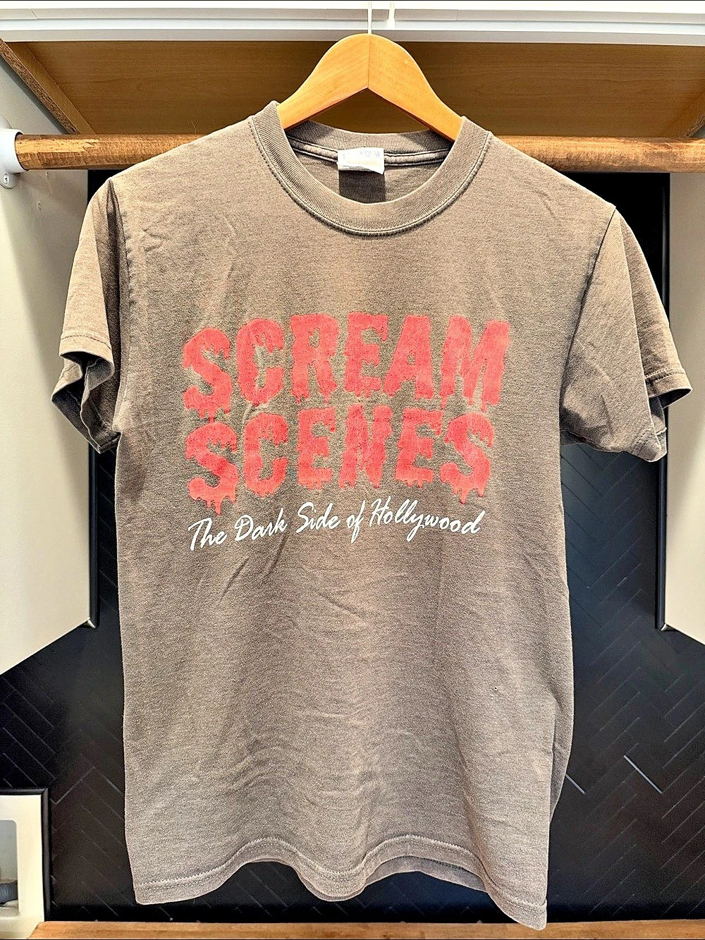 Hanes Scream Series Graphic Tee in Gray & Red Size Medium